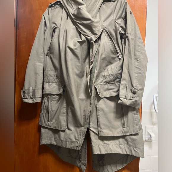 Utility Jacket - Picture 2 of 4